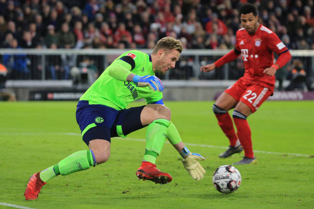 他与不同艺 他与不同艺